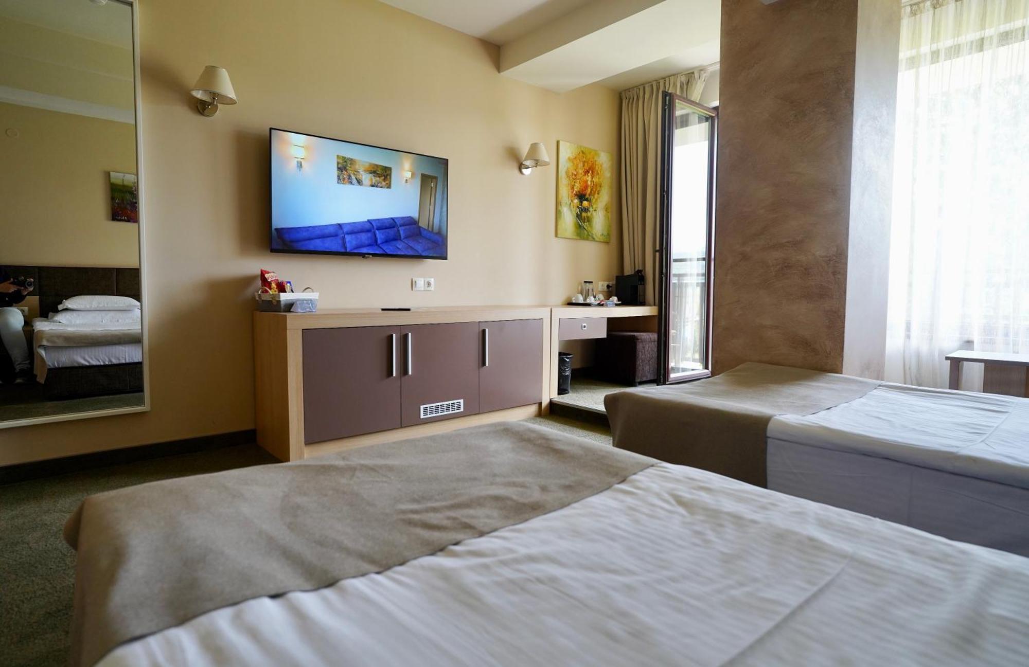 Belchin Garden Spa&Wellness Eksteriør billede
